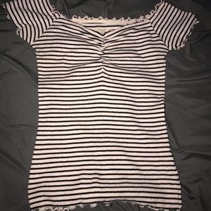 Hollister baby pink & black off shoulder top